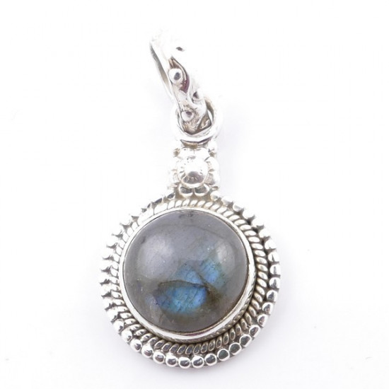Labradorite - silver pendant Labradorite - silver pendant